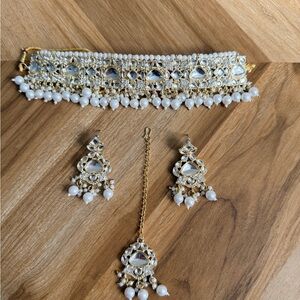 Gold and White Kundan Choker Necklace Set with Earrings and Maang Tikka